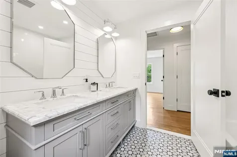 153 Glen Avenue Glen Rock NJ 07452