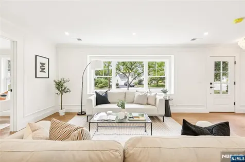 153 Glen Avenue Glen Rock NJ 07452