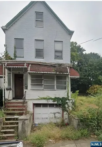 423 Highland Avenue Passaic NJ 07055