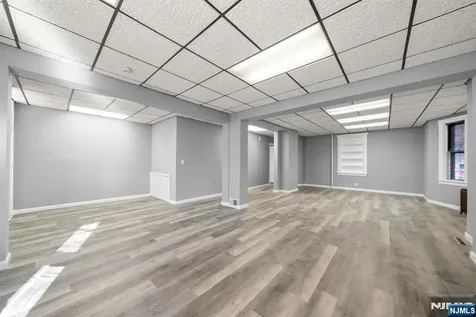 1624 Center Avenue Fort Lee NJ 07024