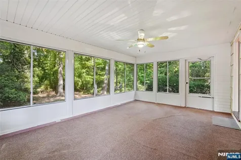 10 Hilltop Terrace Wayne NJ 07470