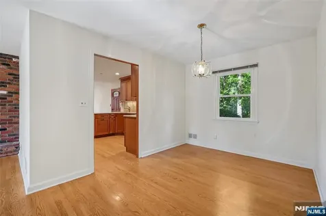 10 Hilltop Terrace Wayne NJ 07470