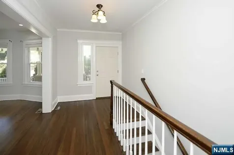 85 Oak Street Ridgewood NJ 07450
