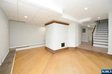 85 Oak Street Ridgewood NJ 07450