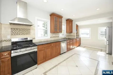 85 Oak Street Ridgewood NJ 07450