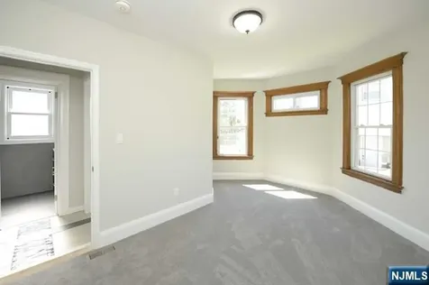 85 Oak Street Ridgewood NJ 07450