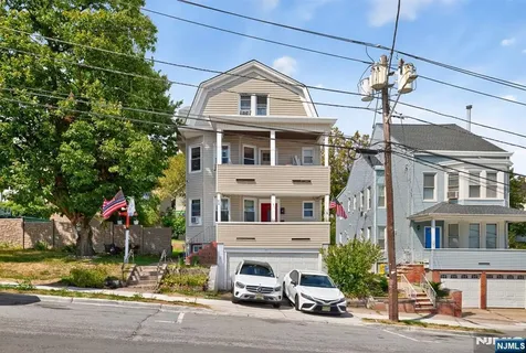 319 6th Street Prospect Park NJ 07508