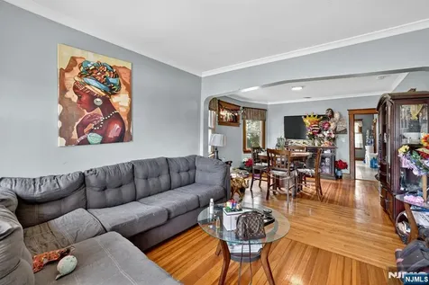 319 6th Street Prospect Park NJ 07508