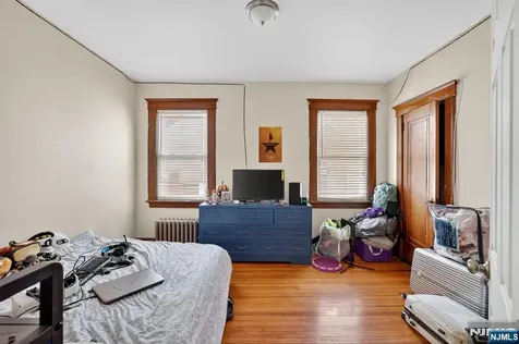 319 6th Street Prospect Park NJ 07508