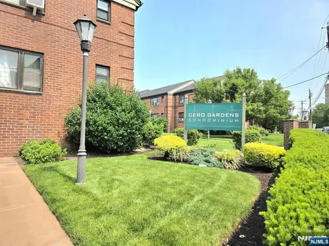 2173C N Central Road Fort Lee NJ 07024
