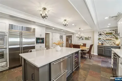 679 Cheyenne Drive Franklin Lakes NJ 07417