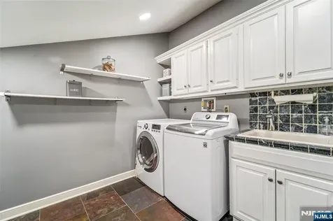 679 Cheyenne Drive Franklin Lakes NJ 07417