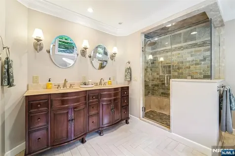 679 Cheyenne Drive Franklin Lakes NJ 07417
