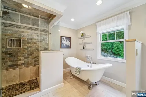 679 Cheyenne Drive Franklin Lakes NJ 07417
