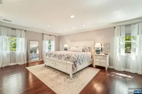 679 Cheyenne Drive Franklin Lakes NJ 07417