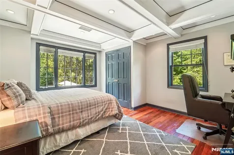 679 Cheyenne Drive Franklin Lakes NJ 07417