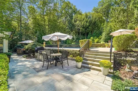 679 Cheyenne Drive Franklin Lakes NJ 07417