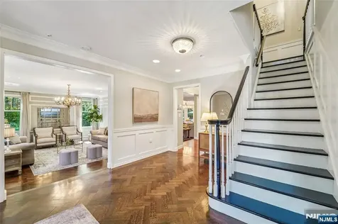 679 Cheyenne Drive Franklin Lakes NJ 07417