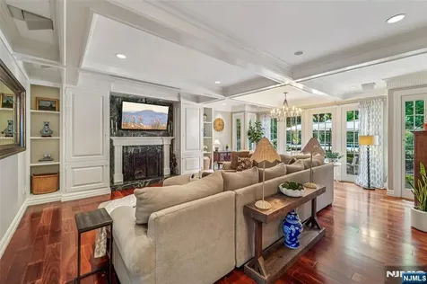 679 Cheyenne Drive Franklin Lakes NJ 07417