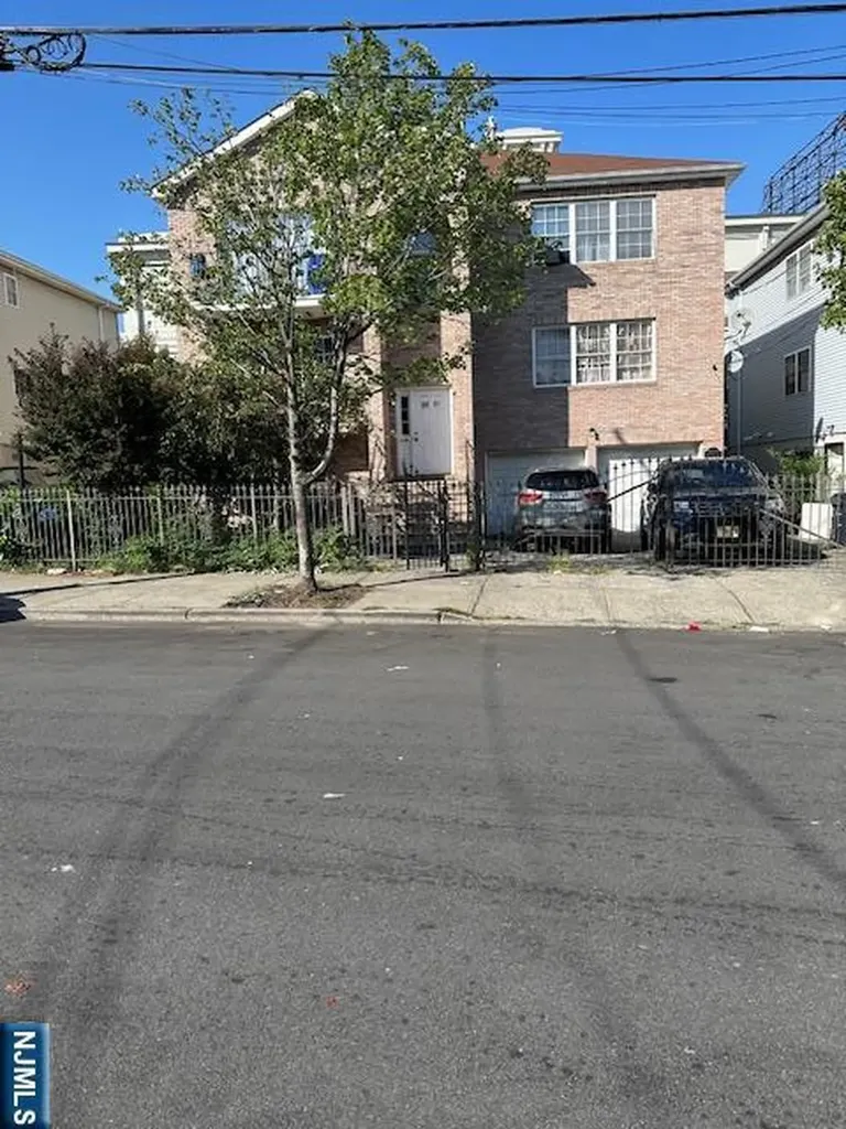 89-91 Hawthorne Avenue Newark NJ 07112