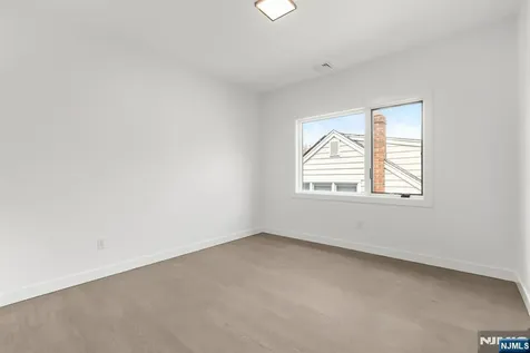 93 Crescent Avenue Cliffside Park NJ 07010