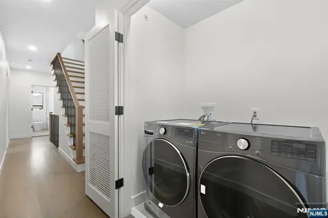 93 Crescent Avenue Cliffside Park NJ 07010