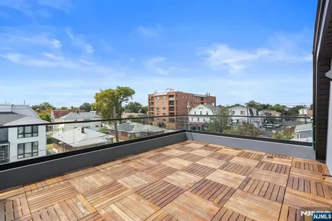 93 Crescent Avenue Cliffside Park NJ 07010