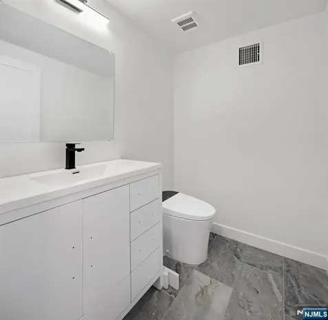 93 Crescent Avenue Cliffside Park NJ 07010