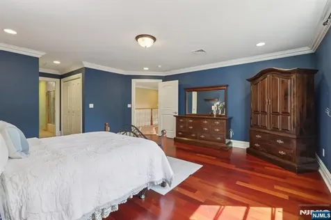 16 Eugene Road Saddle River NJ 07458