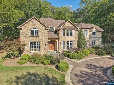16 Eugene Road Saddle River NJ 07458