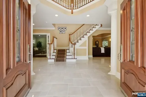 16 Eugene Road Saddle River NJ 07458