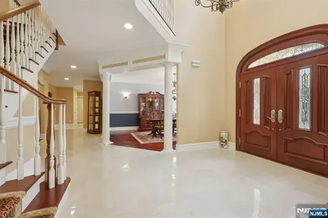 16 Eugene Road Saddle River NJ 07458
