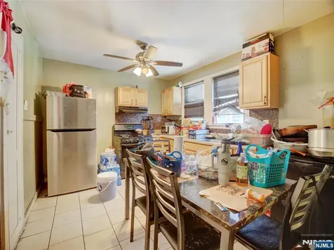 170 Oakland Terrace Newark NJ 07106