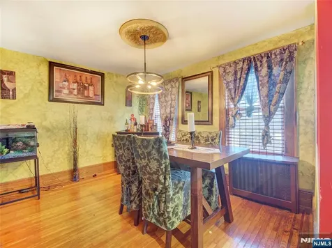 170 Oakland Terrace Newark NJ 07106