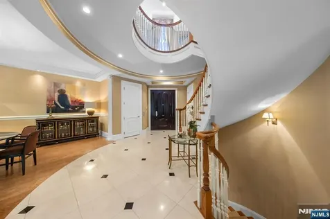 311 Bellaire Drive Demarest NJ 07627