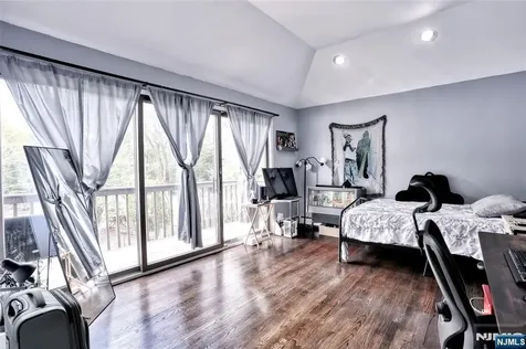 210 Ramapo Valley Road Oakland NJ 07436