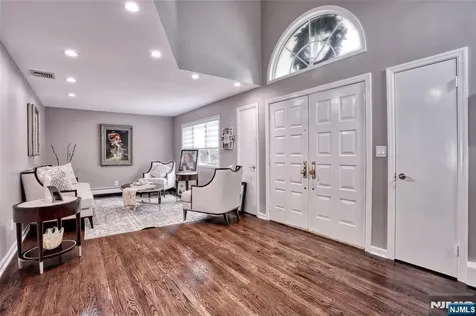 210 Ramapo Valley Road Oakland NJ 07436
