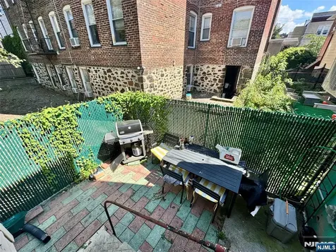 56 Liberty Place Weehawken NJ 07086