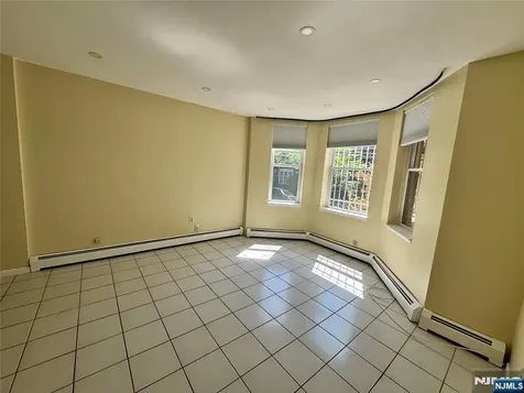 56 Liberty Place Weehawken NJ 07086