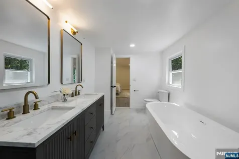 30 Mills Avenue Norwood NJ 07648