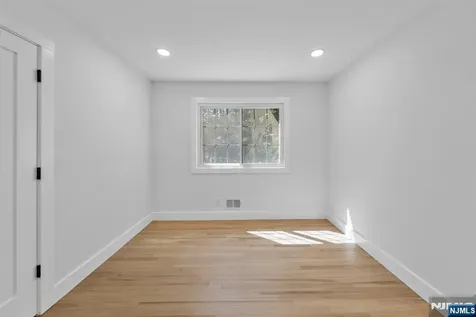 30 Mills Avenue Norwood NJ 07648