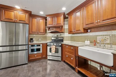 281 Park Avenue Allendale NJ 07401