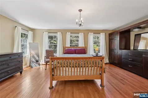 281 Park Avenue Allendale NJ 07401