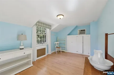 281 Park Avenue Allendale NJ 07401