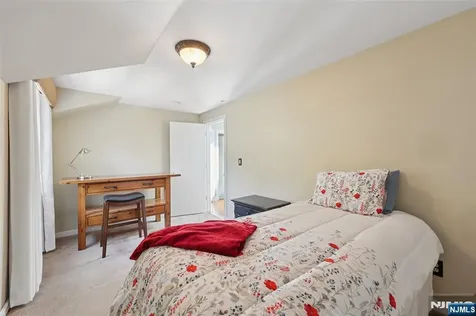 281 Park Avenue Allendale NJ 07401