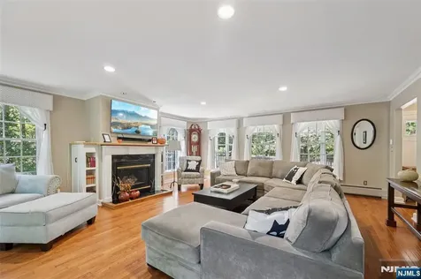 281 Park Avenue Allendale NJ 07401