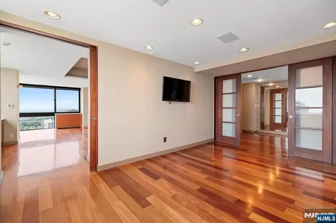 200 Old Palisade Fort Lee NJ 07024