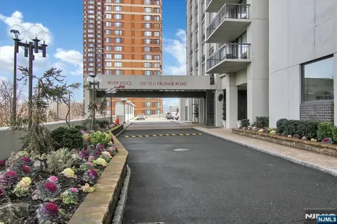 200 Old Palisade Fort Lee NJ 07024