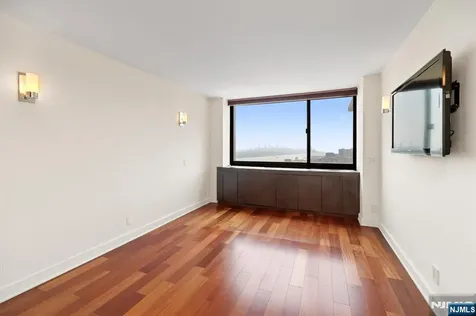 200 Old Palisade Fort Lee NJ 07024