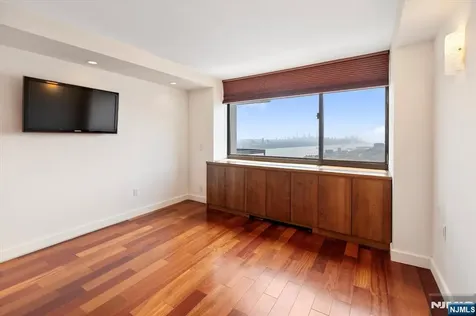 200 Old Palisade Fort Lee NJ 07024